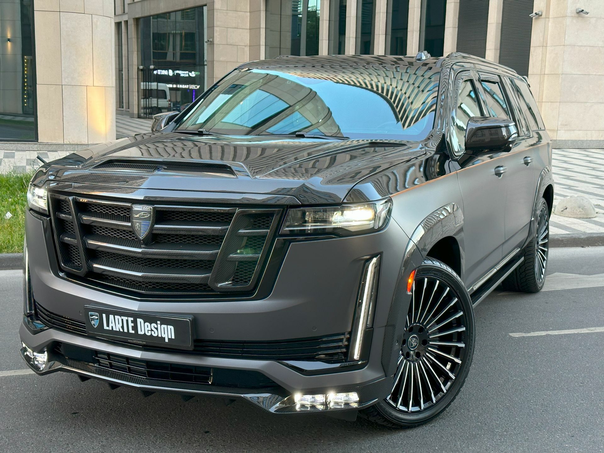 Larte Design Gives The Cadillac Escalade All The Carbon Fiber Carscoops