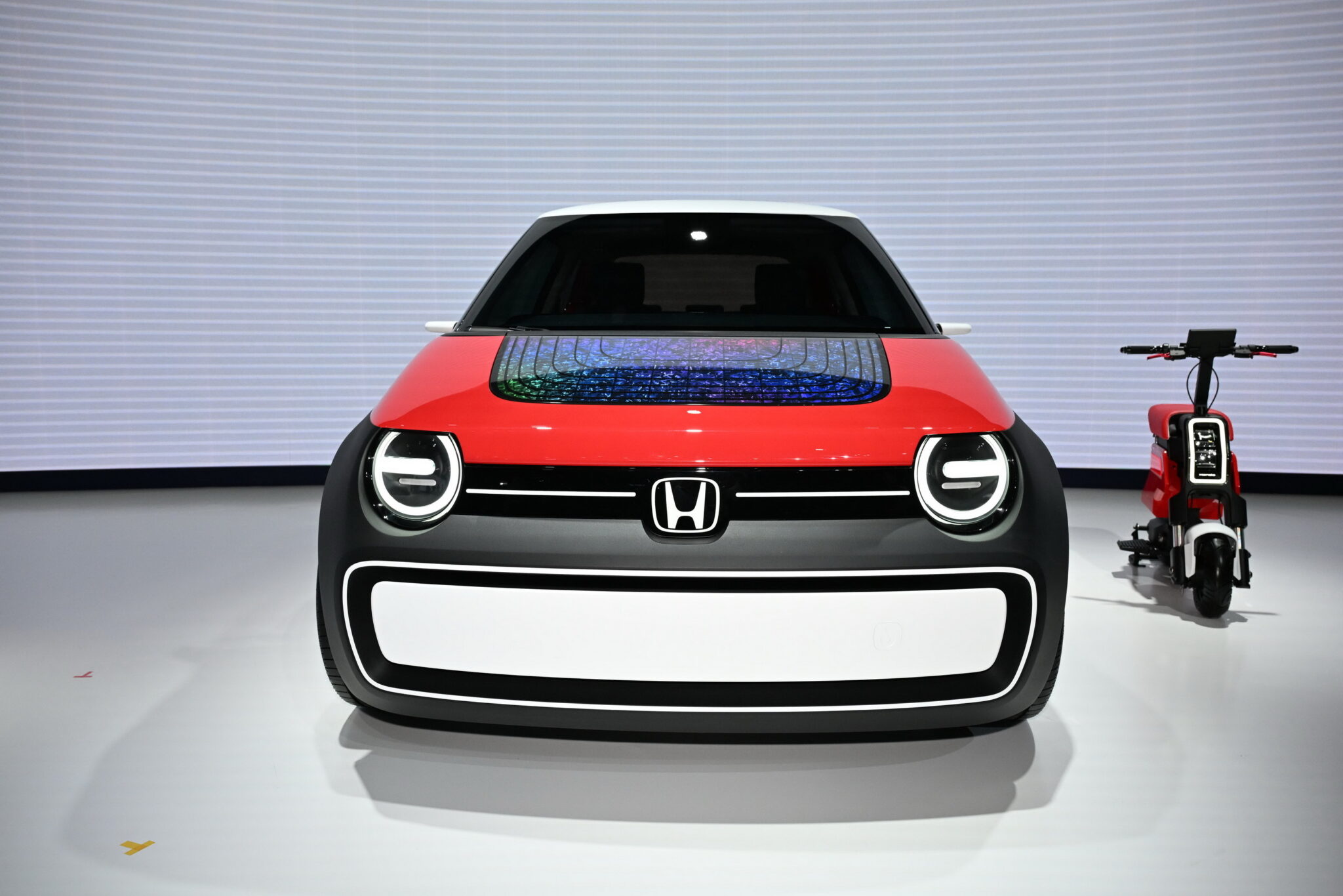 Honda’s Funky Sustaina-C And CI-MIEV Join The Prelude At The Japan ...