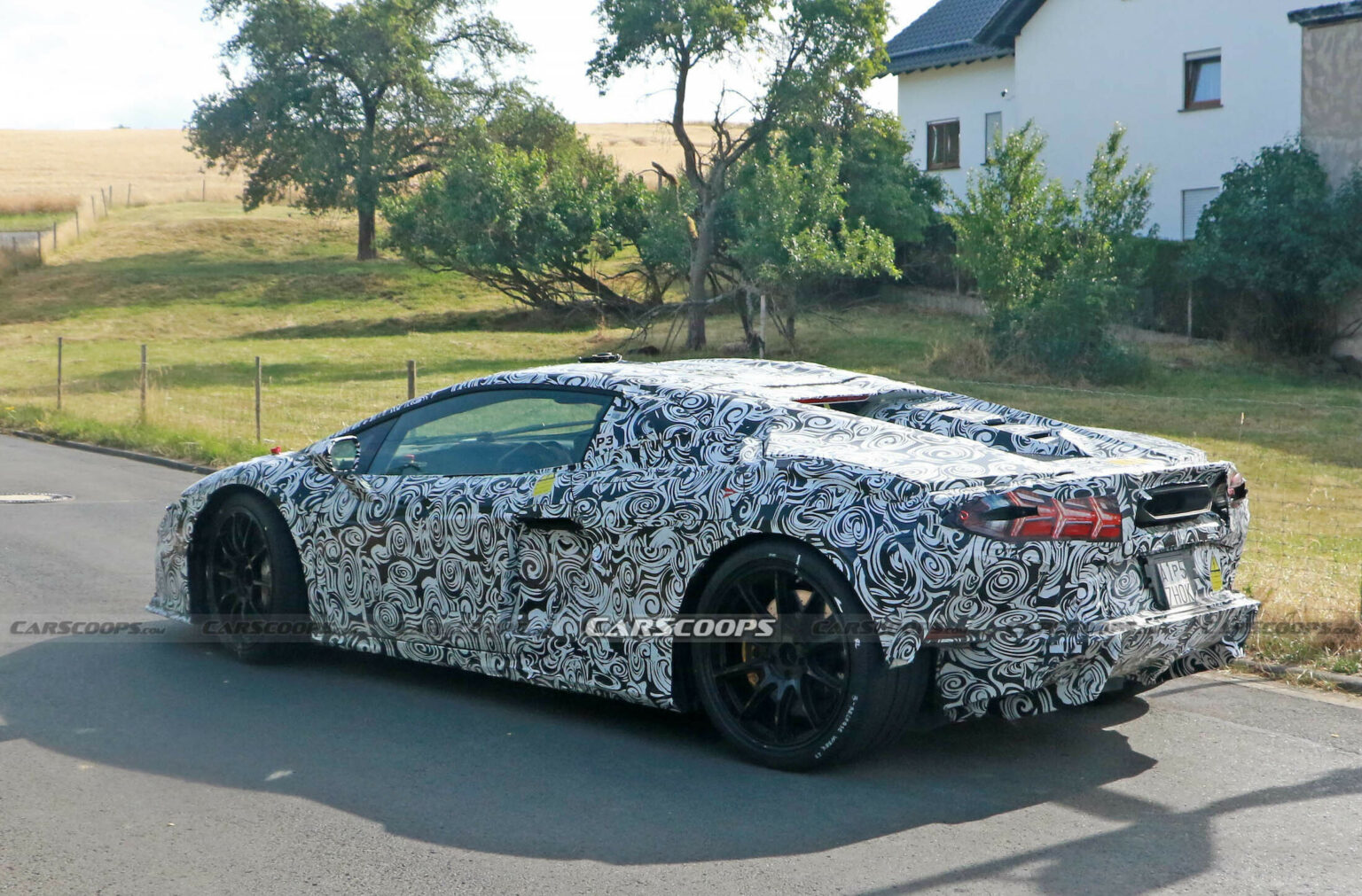 Lamborghini Huracan Successor Coming This Year With ‘Bespoke’ V8 Hybrid ...