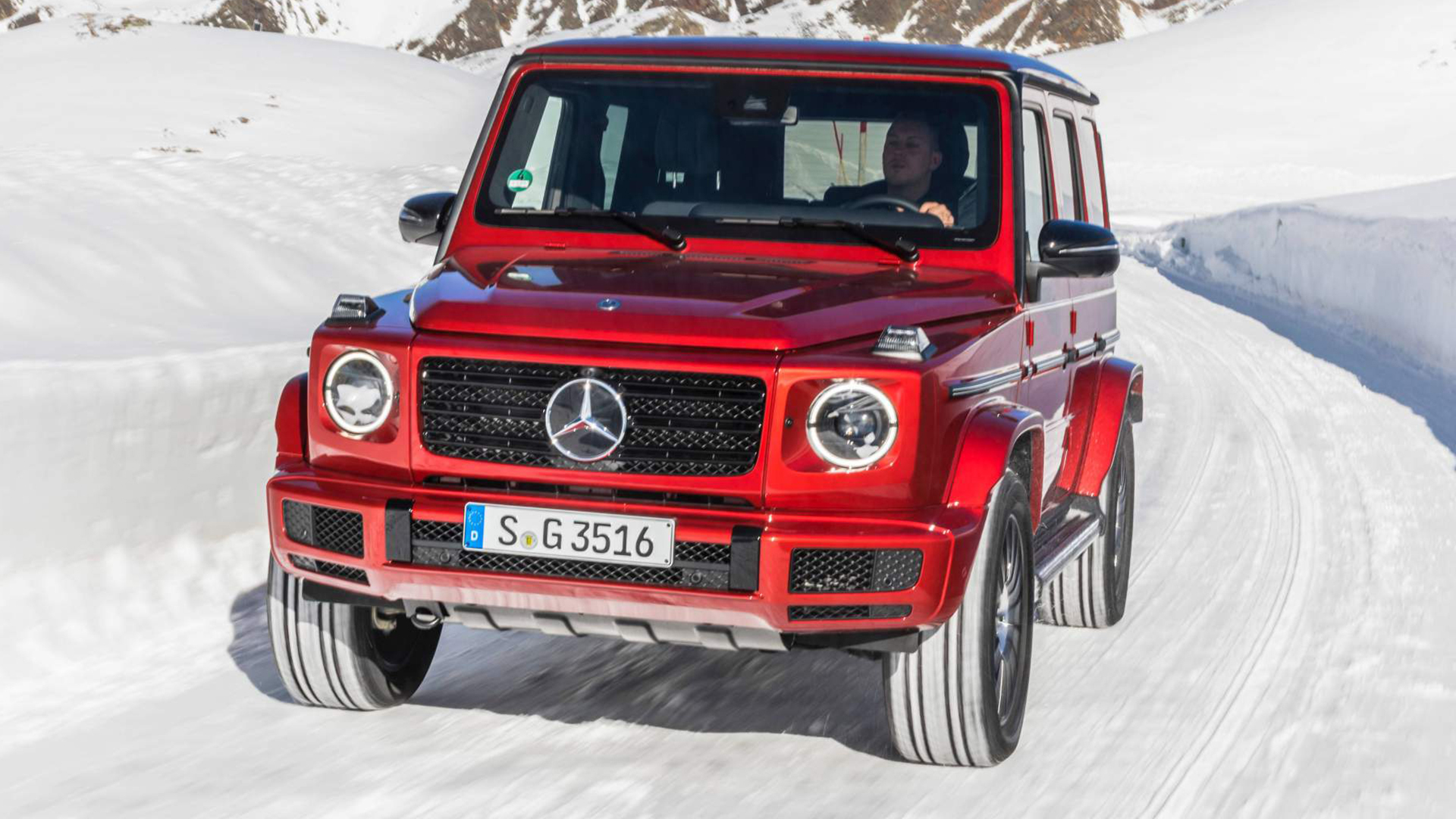 Mercedes G-Class Facelift Spied With Discreet Changes