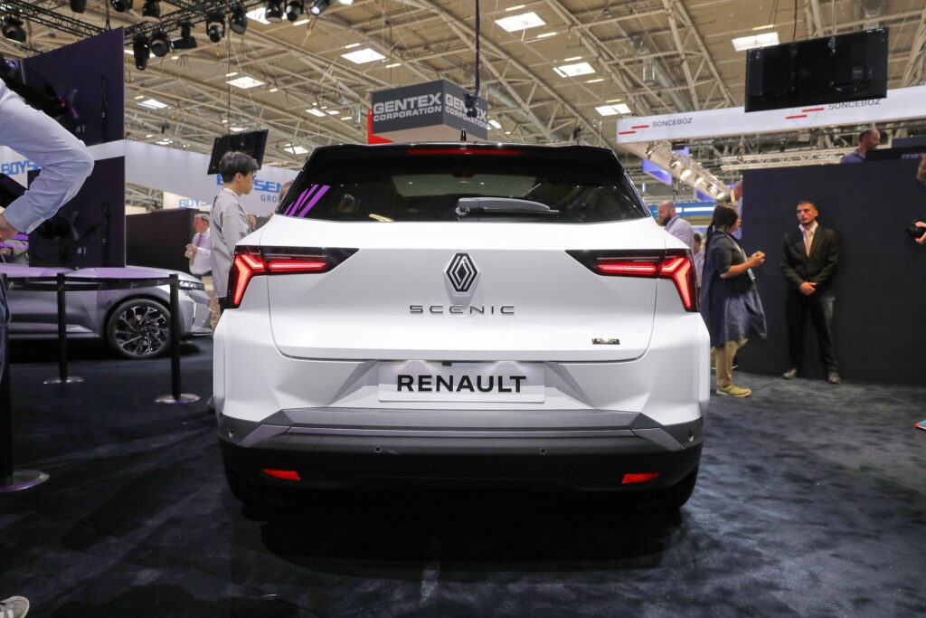2024 Renault Scenic E-Tech debuts with 385-mile range