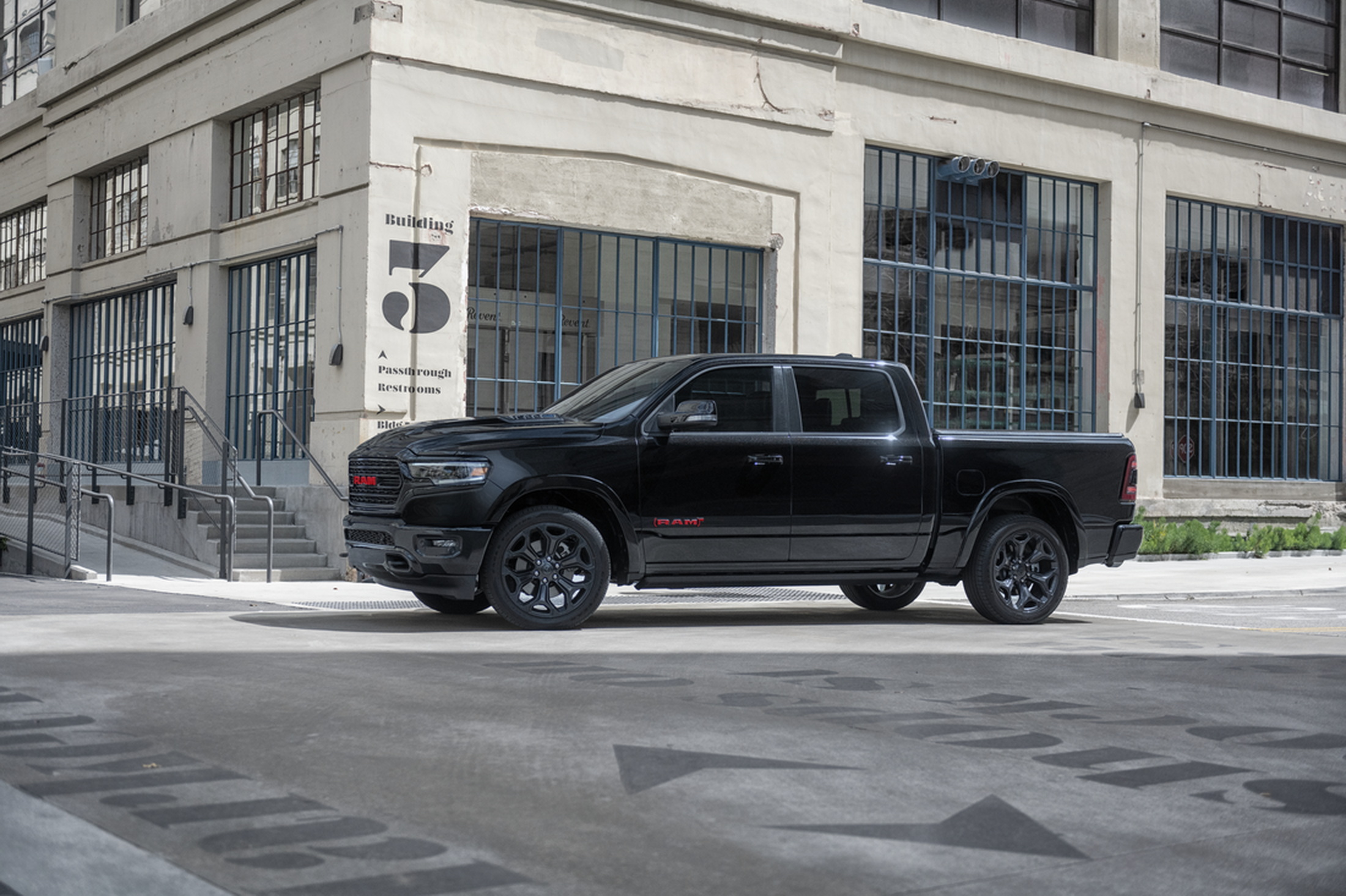 Ram 1500 Limited (ram)red Edition Is A Sinister Truck With A Heart Of 