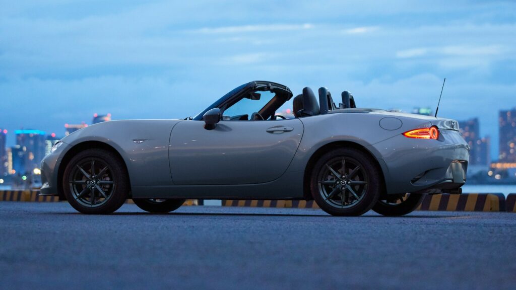 Mazda MX-5 Offers Fresh Styling, Better Handling for 2024 - The