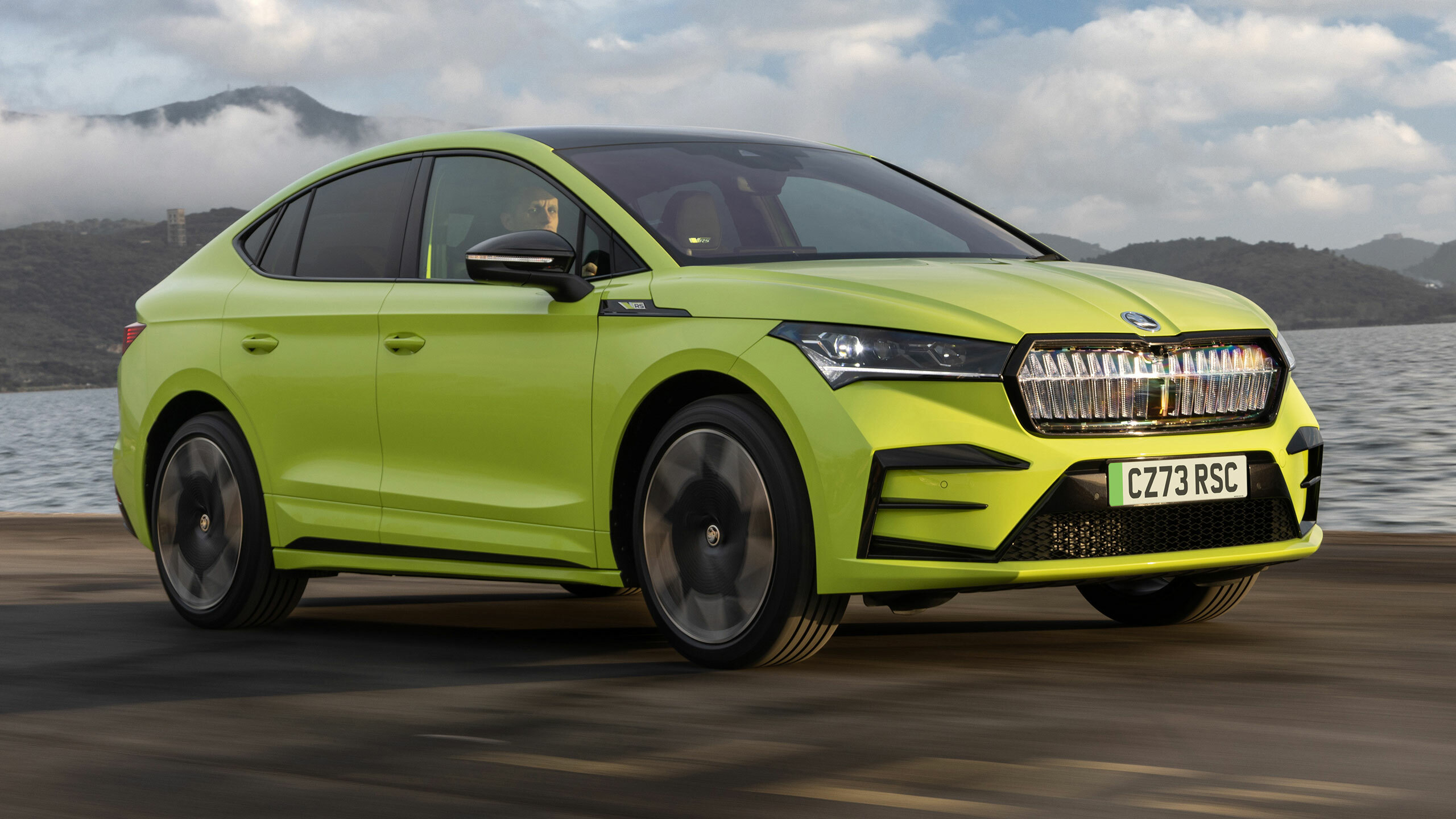 Youthful and dynamic look for the new ŠKODA RAPID and RAPID