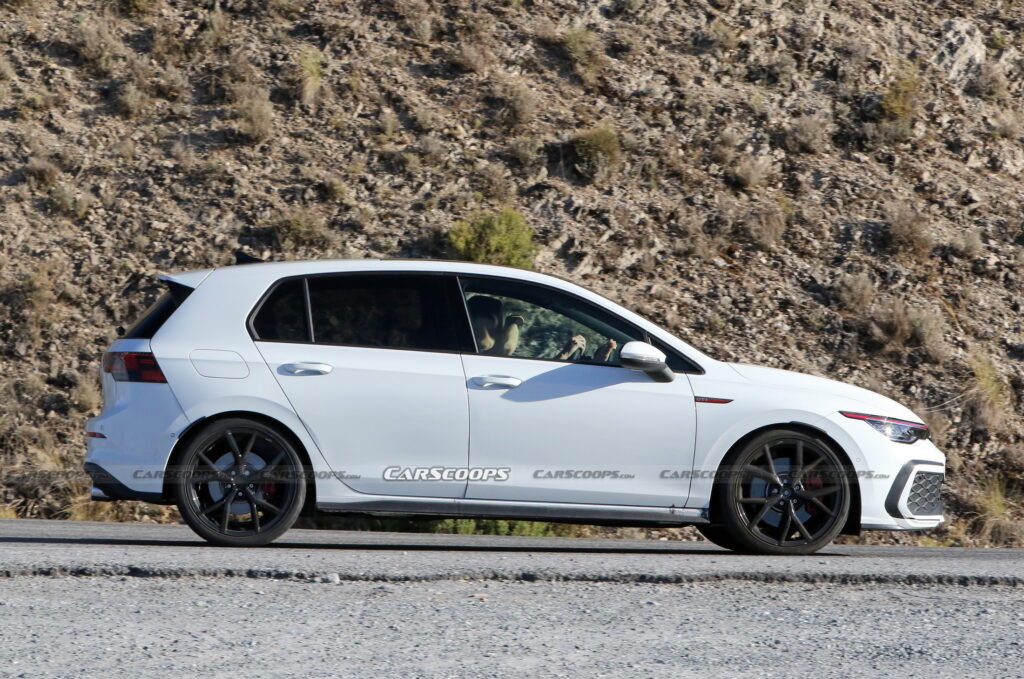 2024 VW Golf GTI Facelift Spotted Testing Its Minor Tweaks