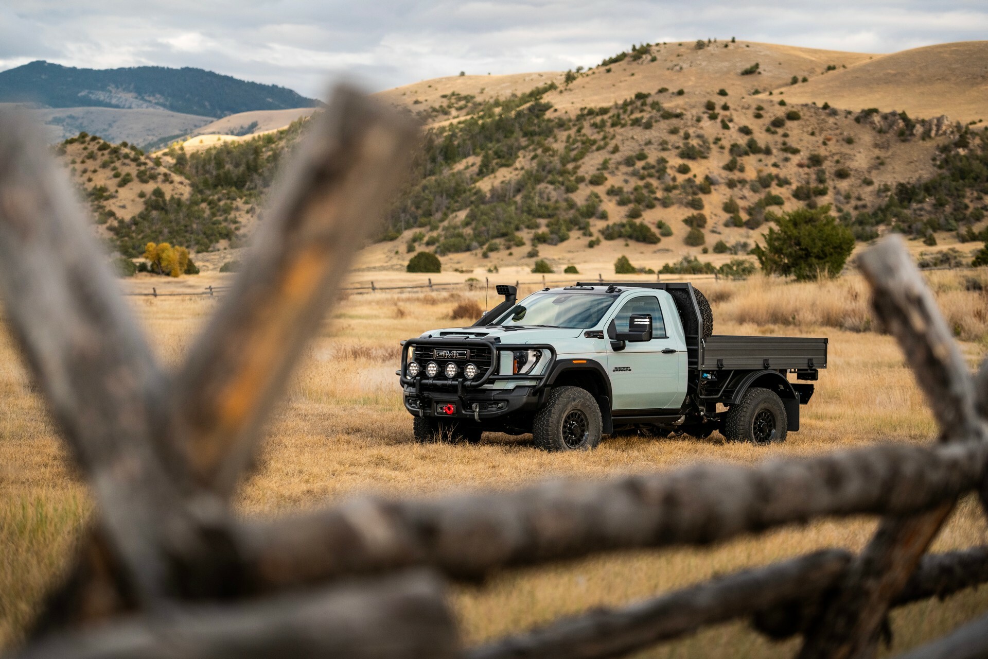 The AEV GMC Sierra Grande Concept Is SEMA Bound, But Built For The ...