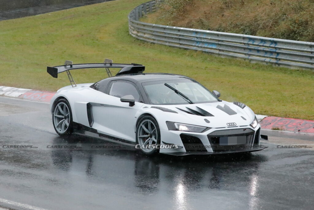 Circuit 2 voitures AUDI R8 - 2 loopings Motor & CO - Label Emmaüs