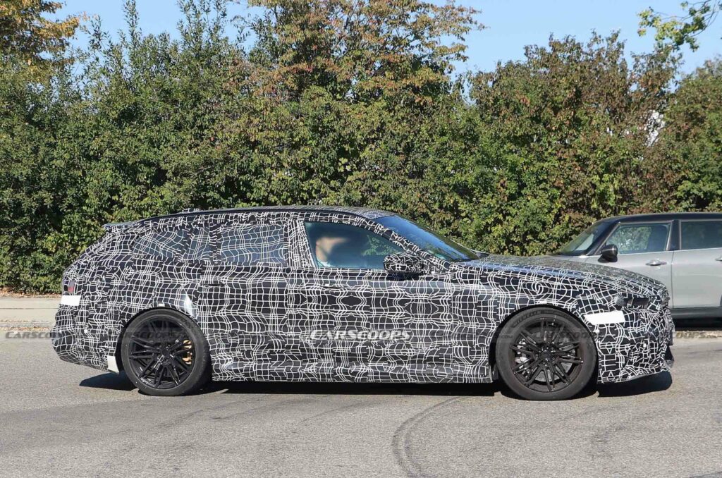 BMW M5 Touring Shaves Its Camo Beard For Latest Spy Shots