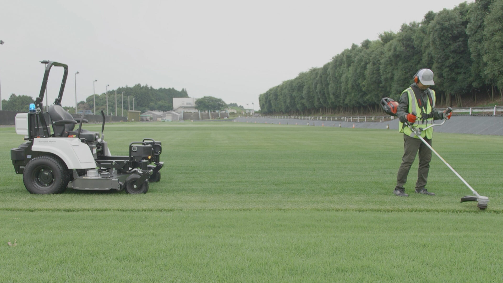 Honda autonomous lawn cheap mower