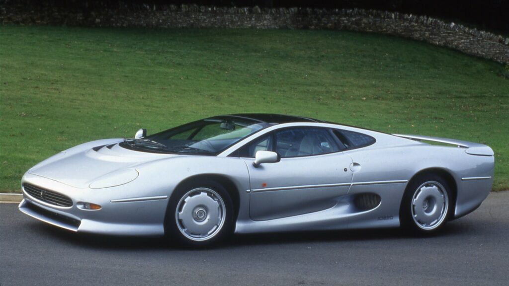  Jaguar’s Iconic XJ220 Receives A Modern Makeover With Wild Aero