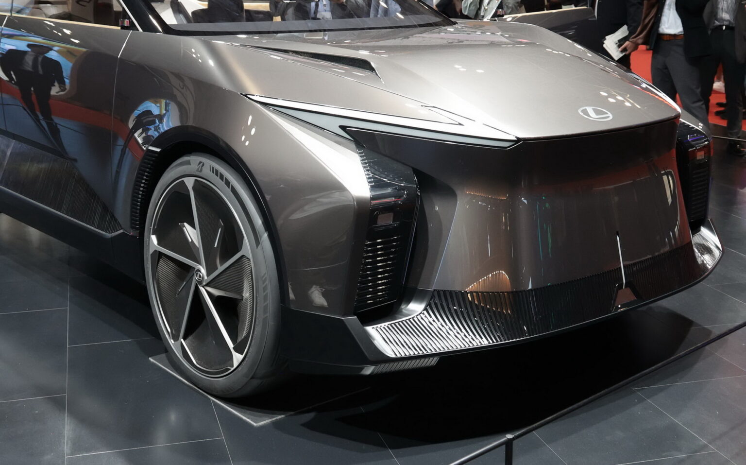 The LF-ZL Is Lexus’ Idea Of A Flagship Electric SUV With Heaps Of Tech ...