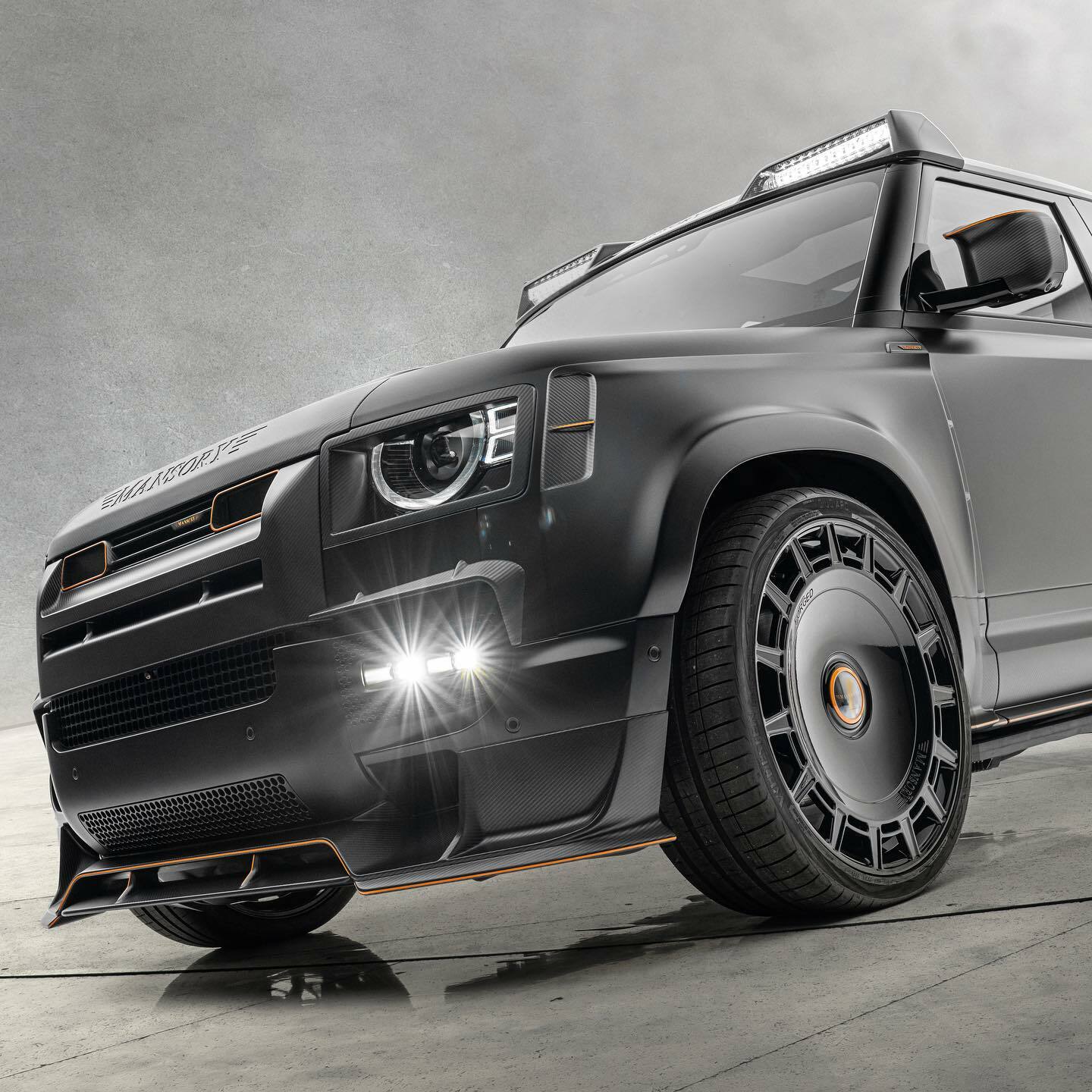 Mansorys Land Rover Defender V Black Edition Is The Ultimate Pose Mobile Carscoops