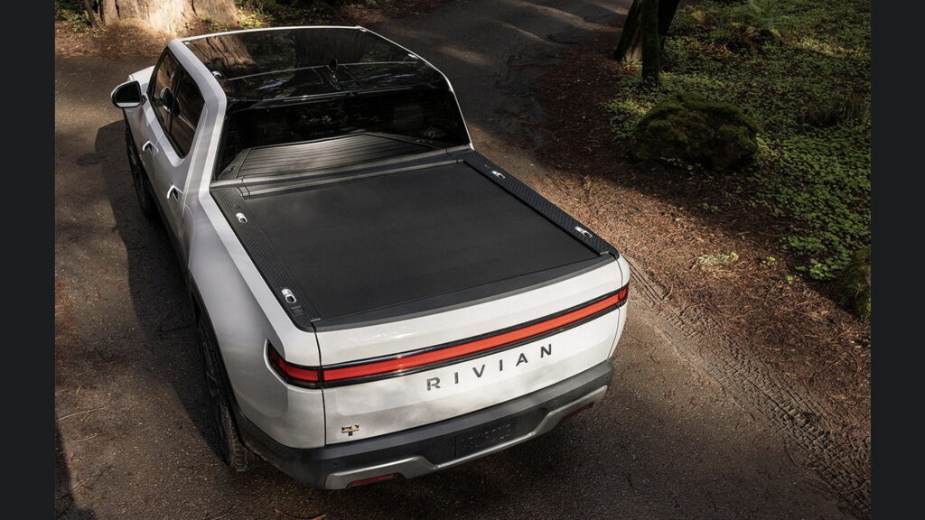  Rivian Clears New Power Tonneau Cover For R1T