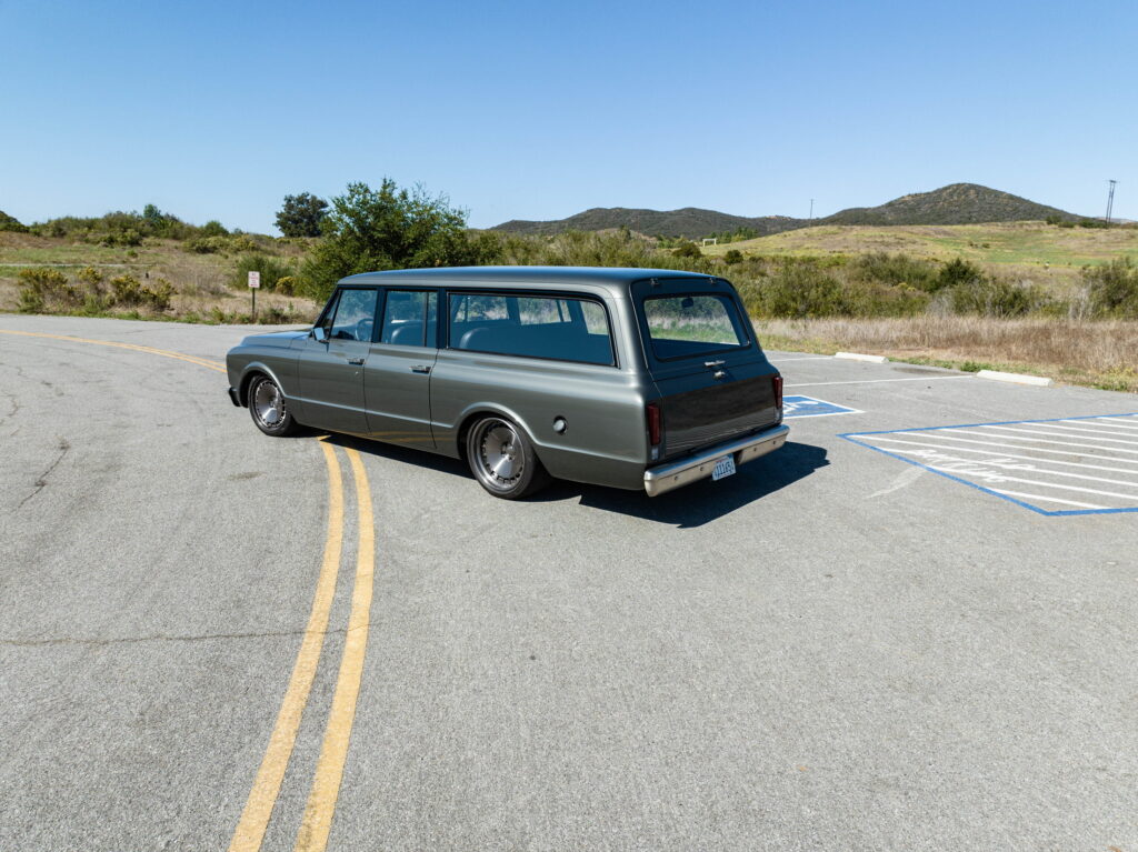 Icon's 1970 Suburban is a 1000-hp highway hauler - Hagerty Media