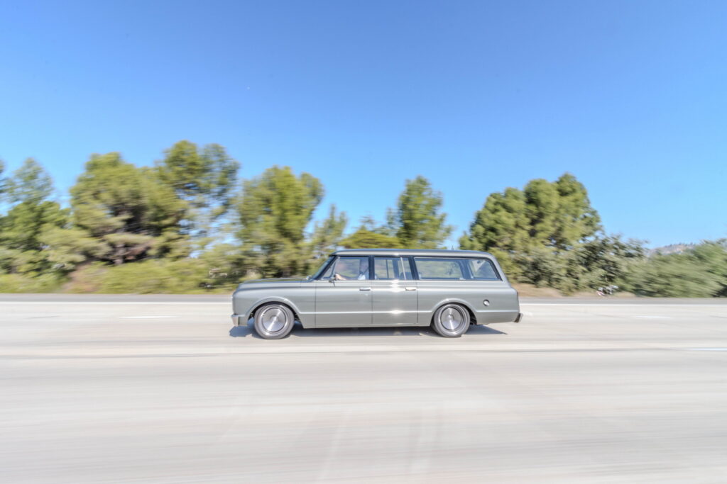 Icon's 1970 Suburban is a 1000-hp highway hauler - Hagerty Media