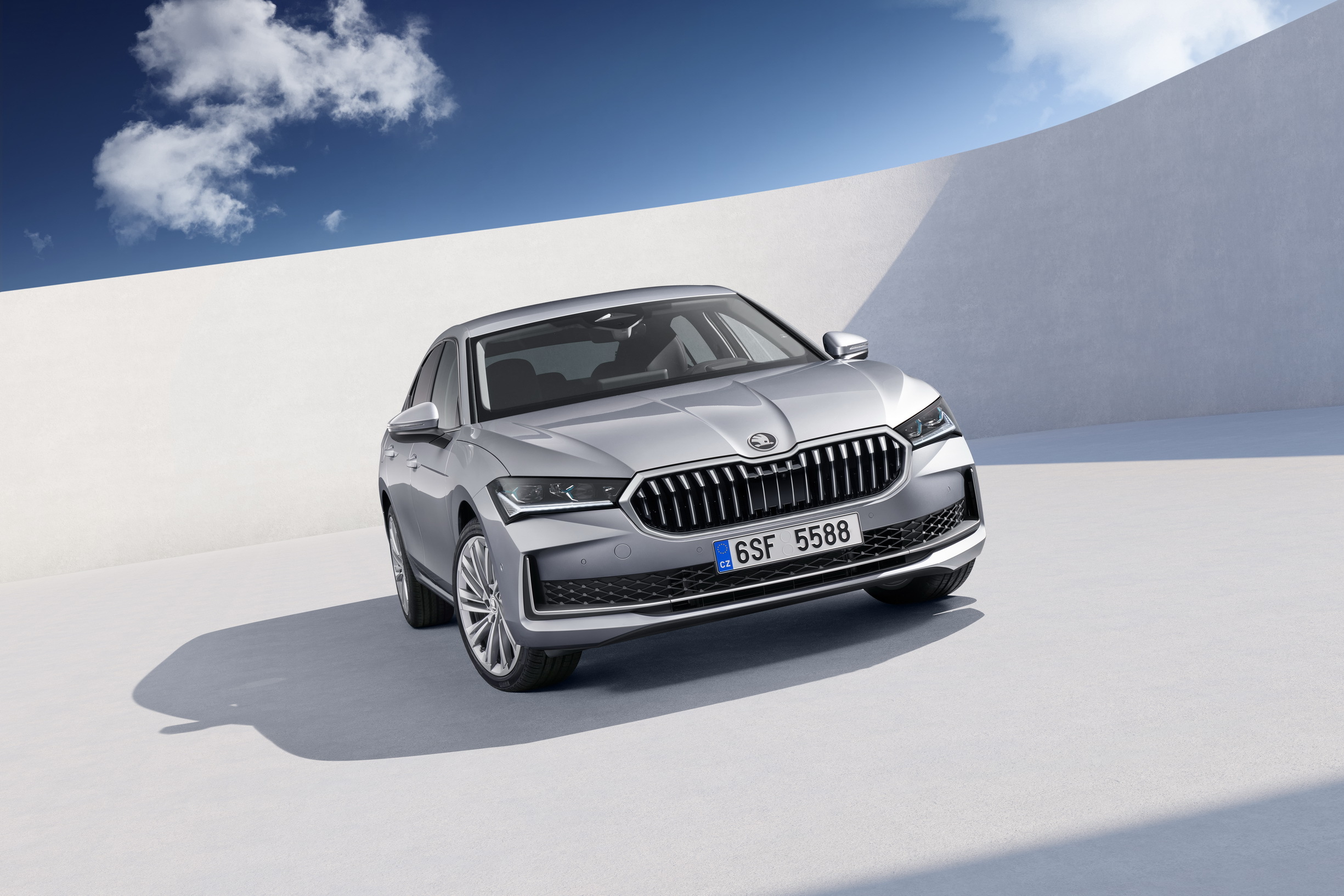 2024 Skoda Superb Offers You The Sedan Experience That The VW Passat ...