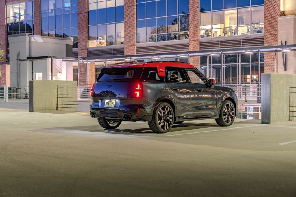 2025 Mini Countryman Gets 312 hp with John Cooper Works Treatment