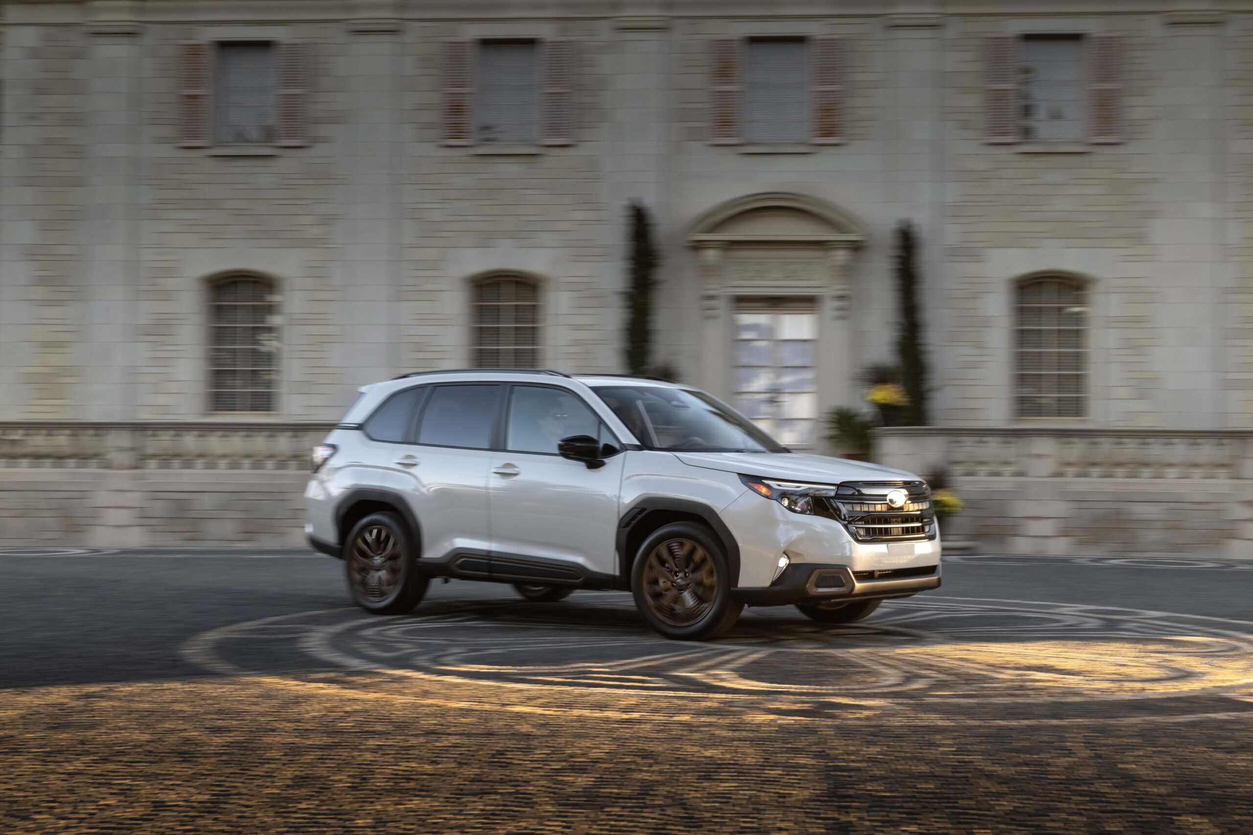 2025 Subaru Forester Looks Like A RAV4 Disguised As An Explorer, Gets ...