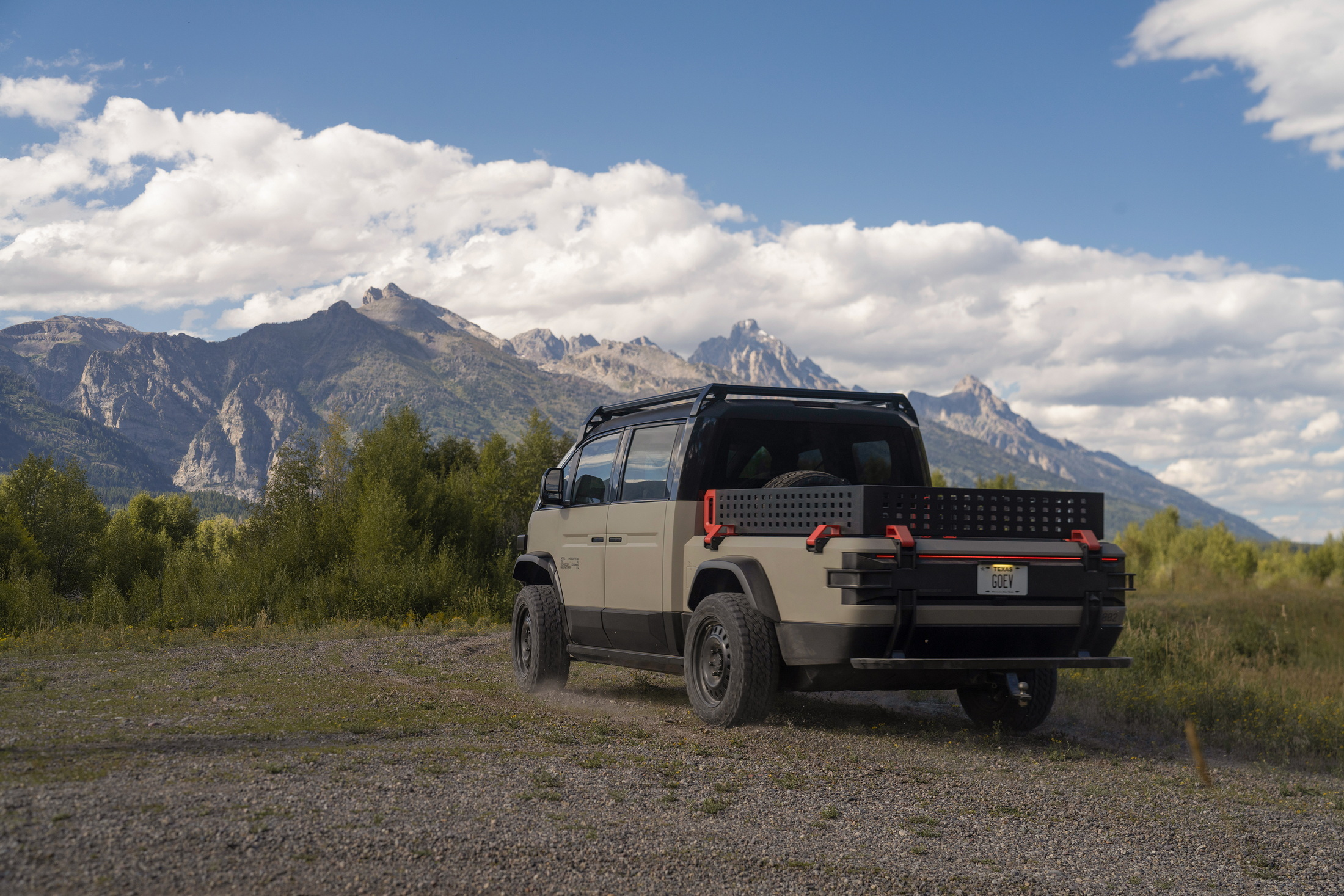 Canoo American Bulldog Is A Tough Military-Themed Electric Pickup ...