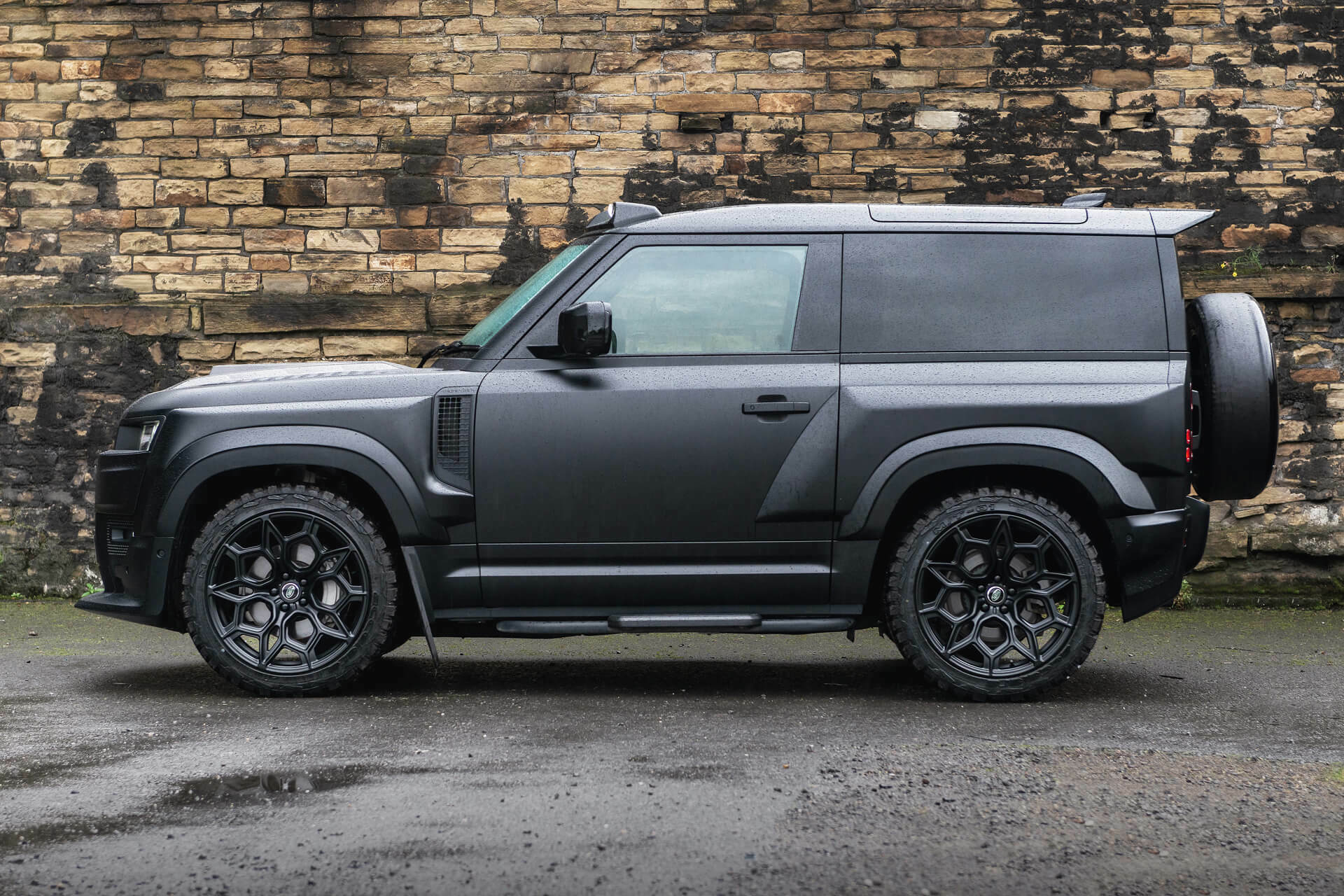 Land Rover Defender 90 ‘Prototype X’ By Chelsea Truck Company Looks ...