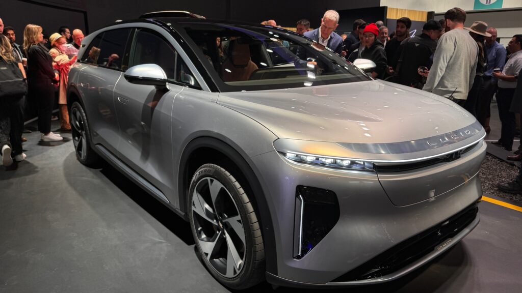 Lucid Gravity - Luxurious Electric SUV for under $80,000?