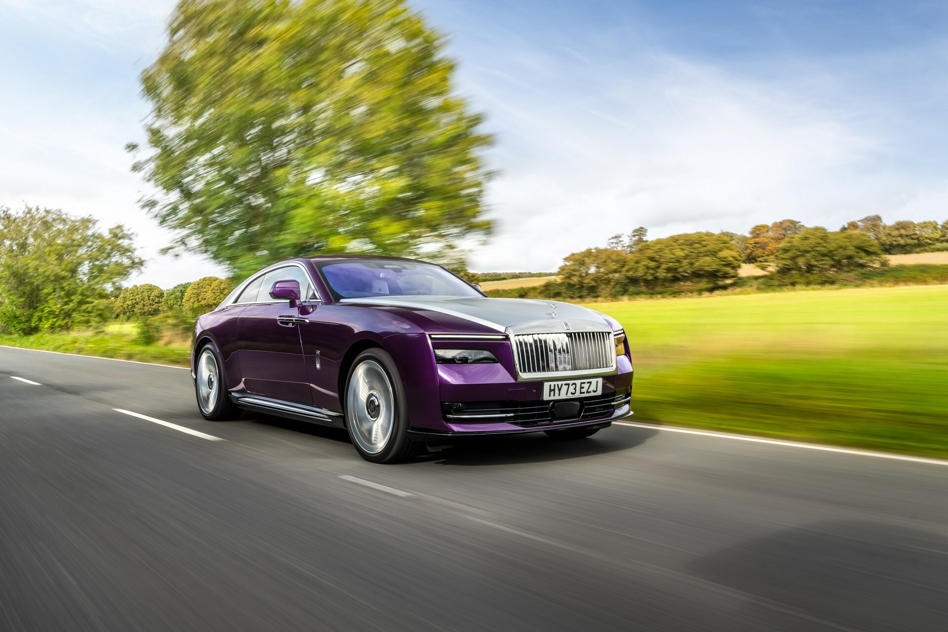 Rolls Royce Phantom 2023. Rolls Royce Spectre Black badge.