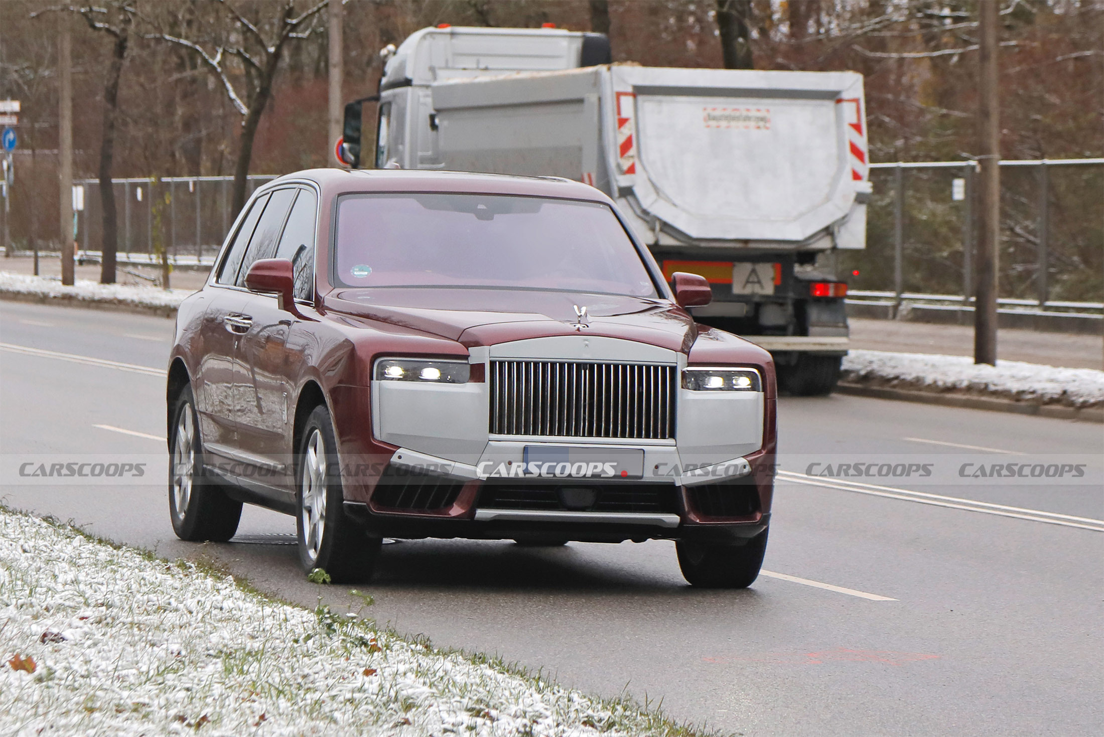 Rolls-Royce Cullinan Spied With A New Face And Larger Tailpipes | Carscoops