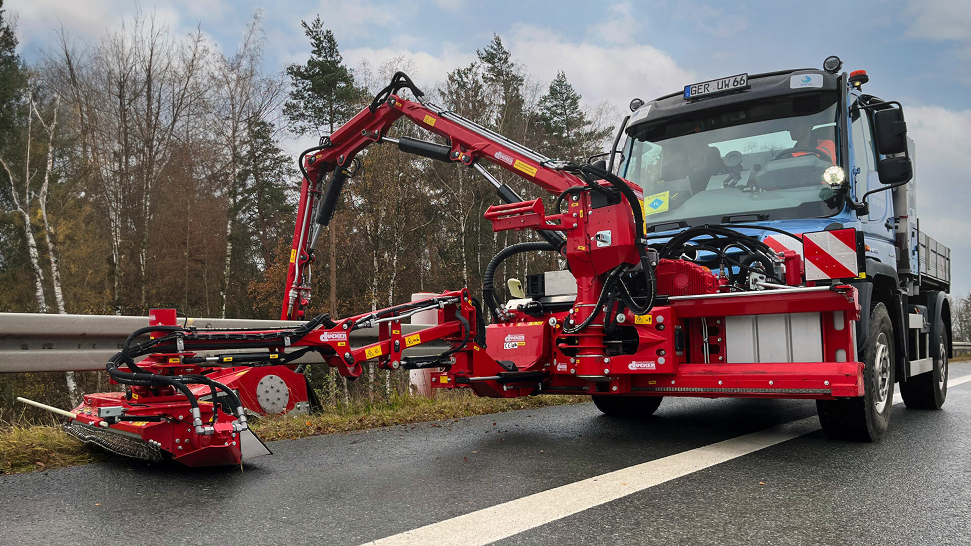 hydrogen powered mercedes