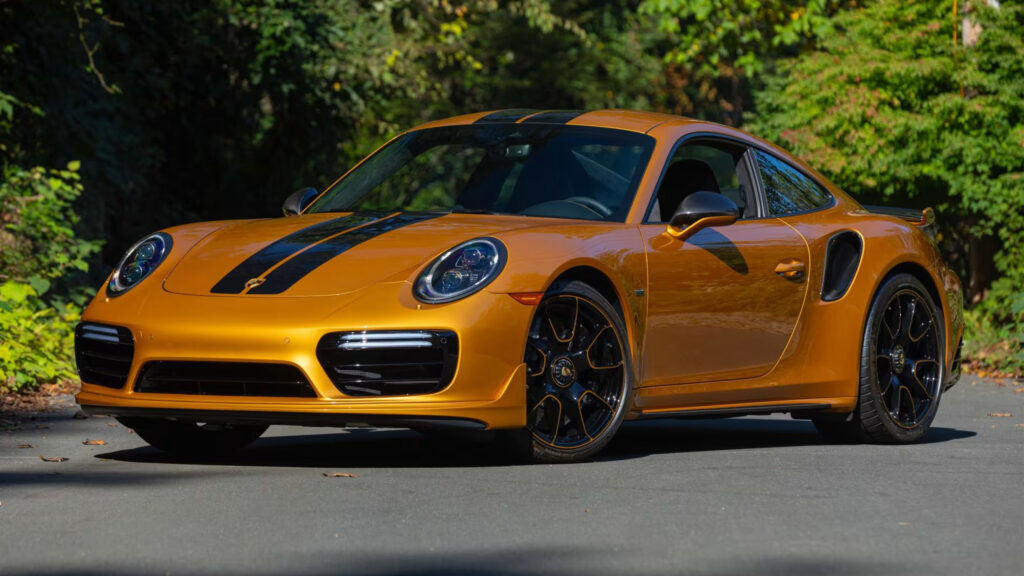     Michael Fux vend deux des meilleurs modèles de Porsche 911 Turbo S