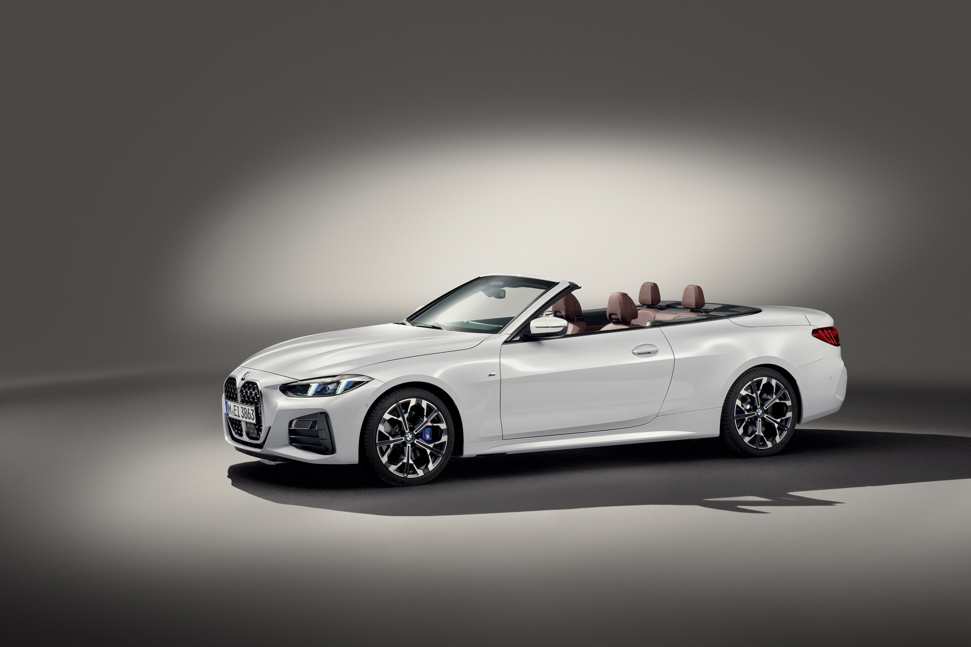 2025 BMW 4-Series Coupe And Convertible Combine Styling Tweaks With