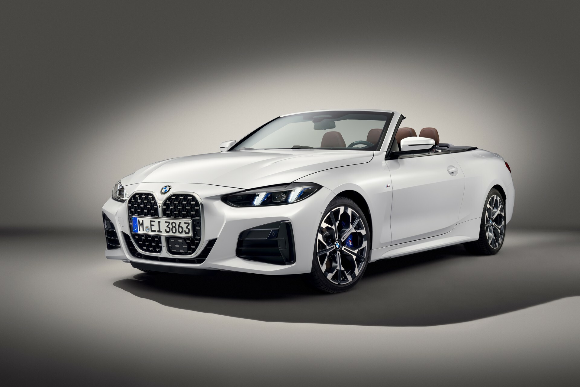 2025 BMW 4-Series Coupe And Convertible Combine Styling Tweaks With