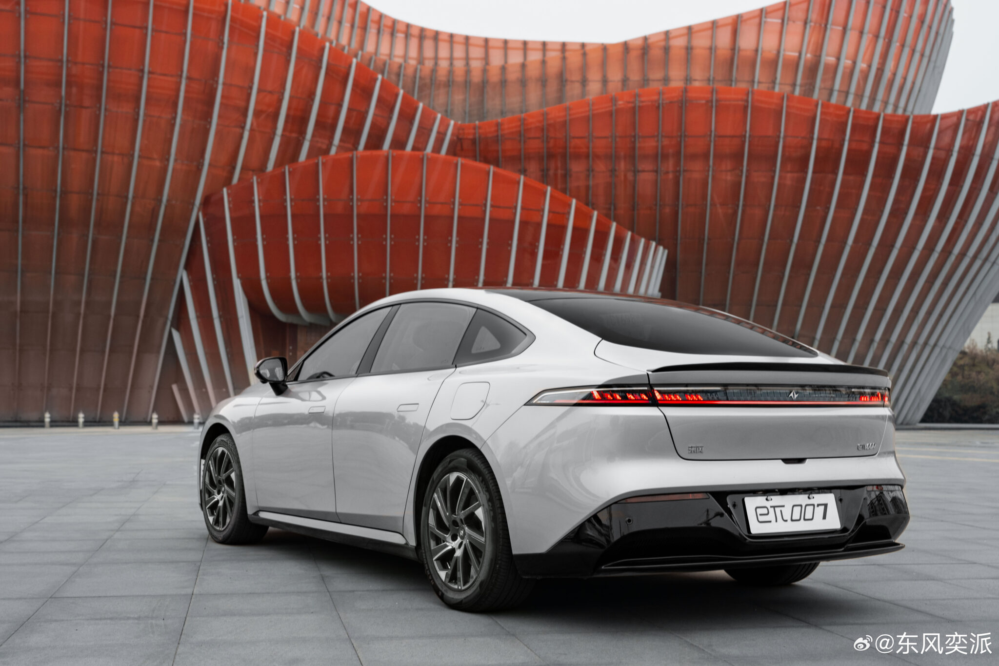 Dongfeng eπ 007 EV Offers Lambo Doors And Up To 536 hp From Just ...