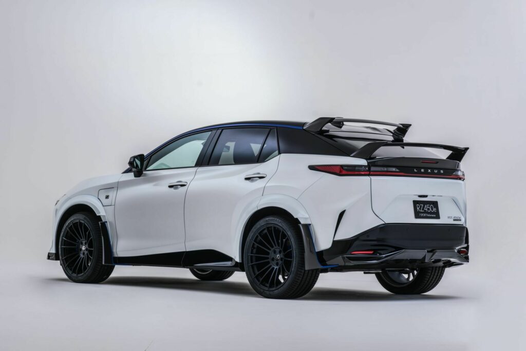 Lexus construye Wing-Tastic RZ450e F Sport Performance, con un límite de 100 unidades