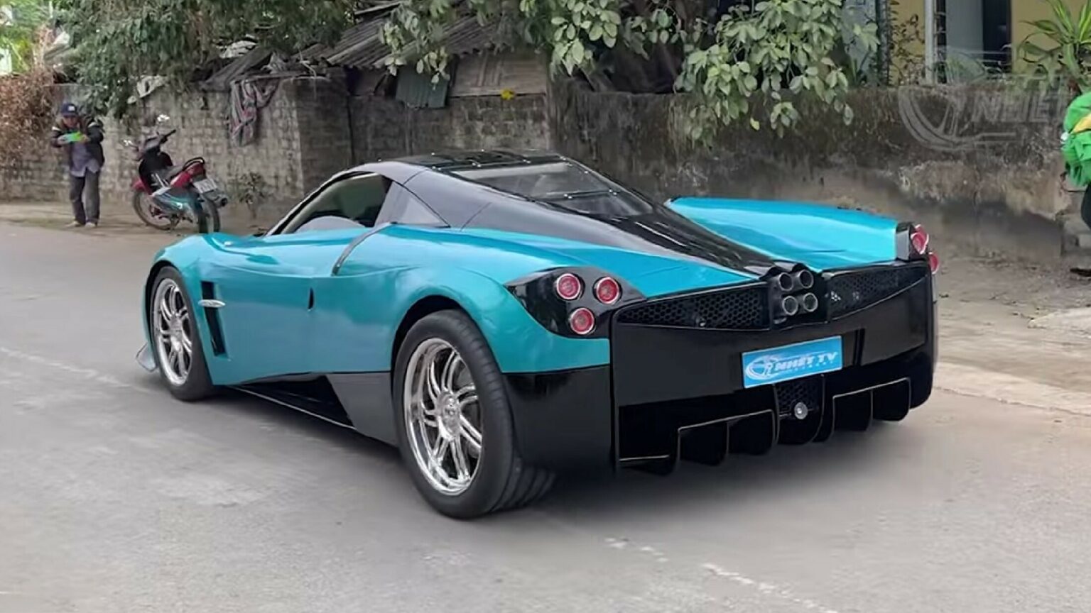 This Pagani Huayra Replica With A Daewoo Engine Is Actually Quite ...