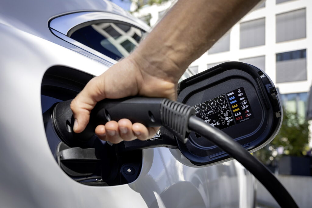  Harvard Study Says 1 In 5 Public EV Chargers Doesn’t Work