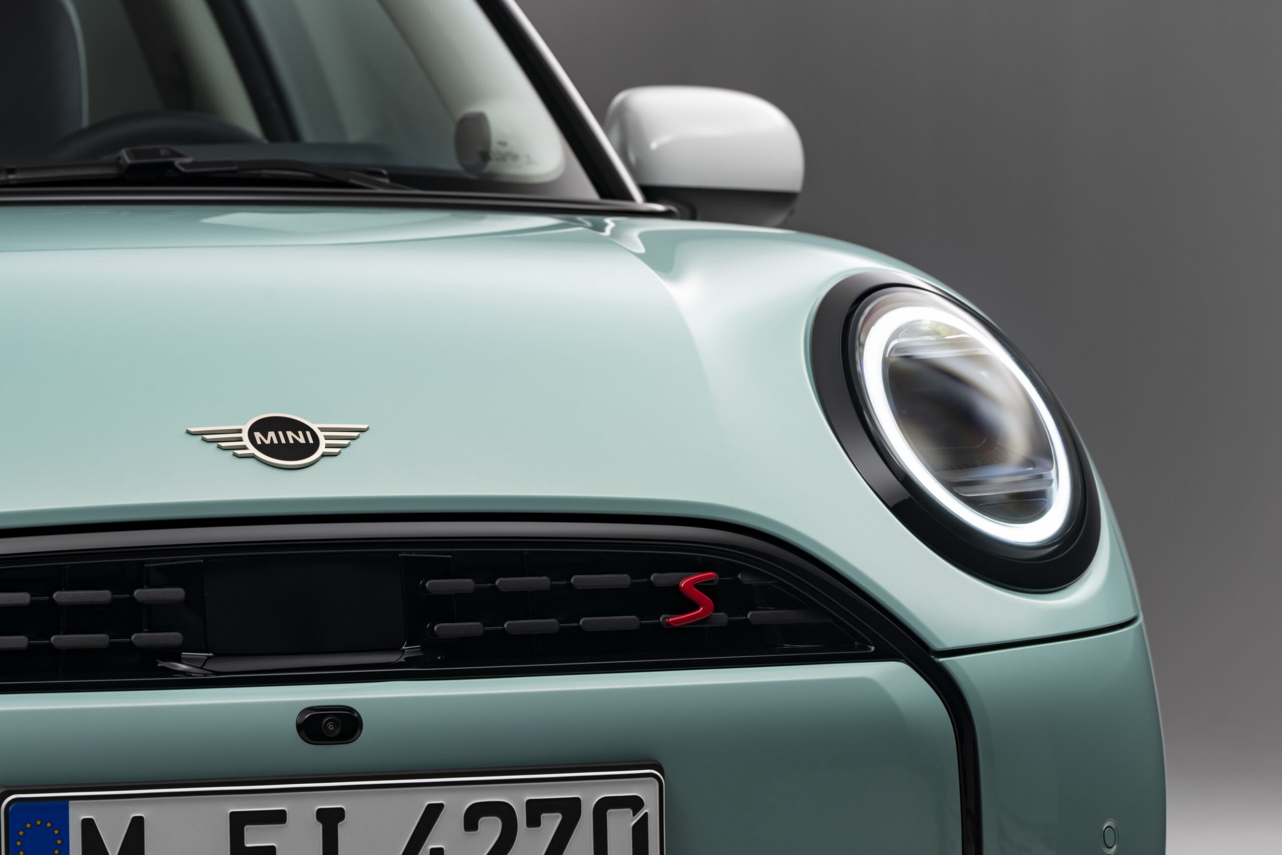 2025 MINI Cooper Lands With Combustion Power And Up To 201 HP Carscoops