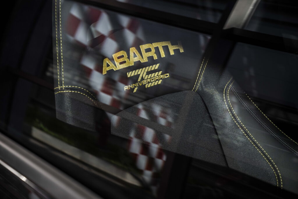 Abarth 695 75° Anniversario