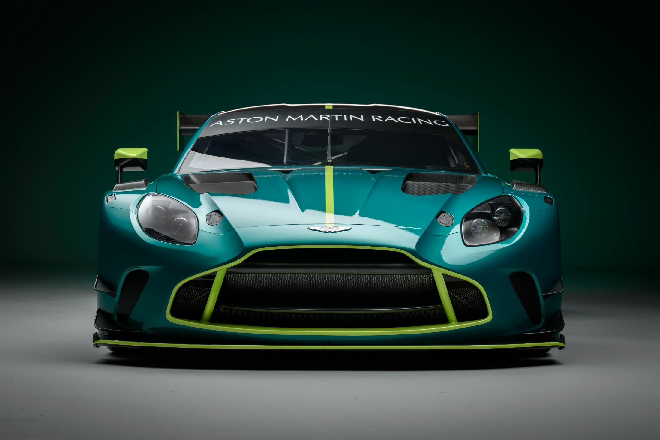 Aston Martin Vantage gt3 2019