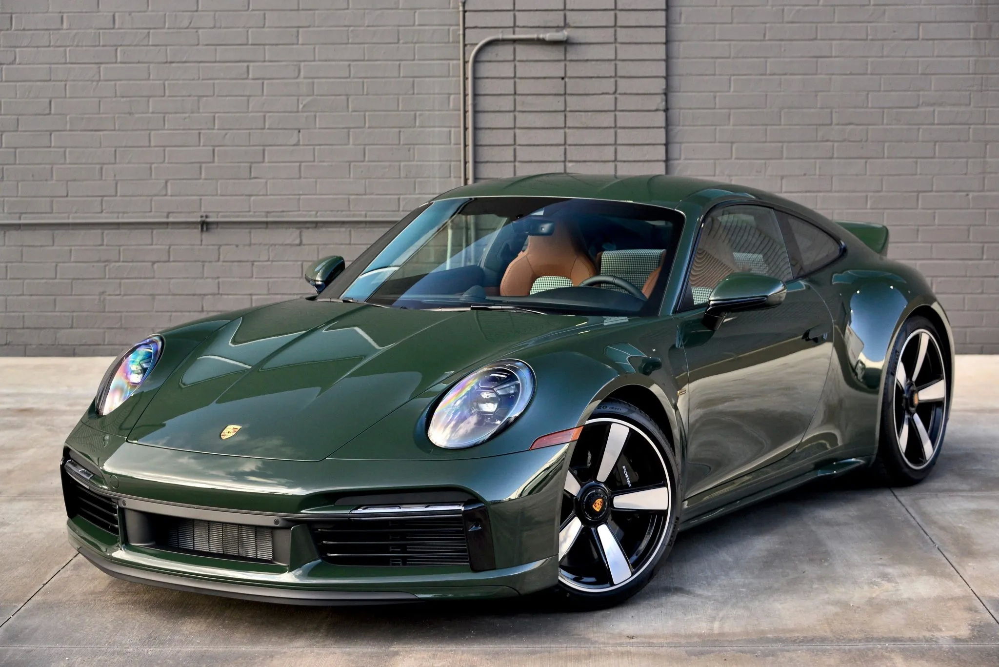 You Can Buy One Of The Most Exclusive Porsches, A Sport Classic, With ...