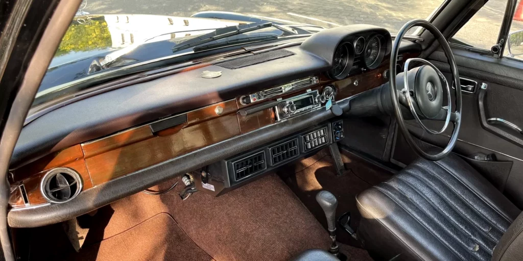  Classic Drive: The Mercedes-Benz 280S Shows Us What It Means To Be Unique