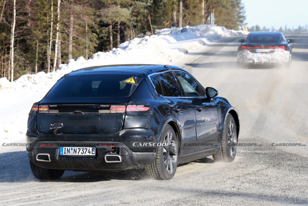 ¿Se esconde el próximo Audi Q8 E-Tron debajo de esta mula Porsche Macan EV?