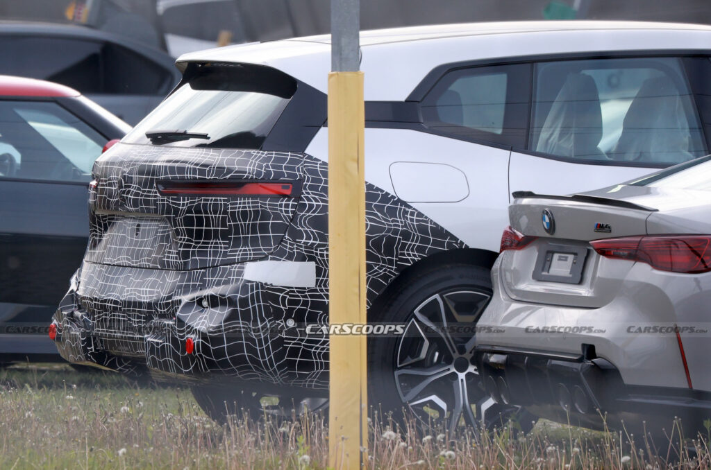 El lavado de cara del BMW iX será más potente pero no más bonito