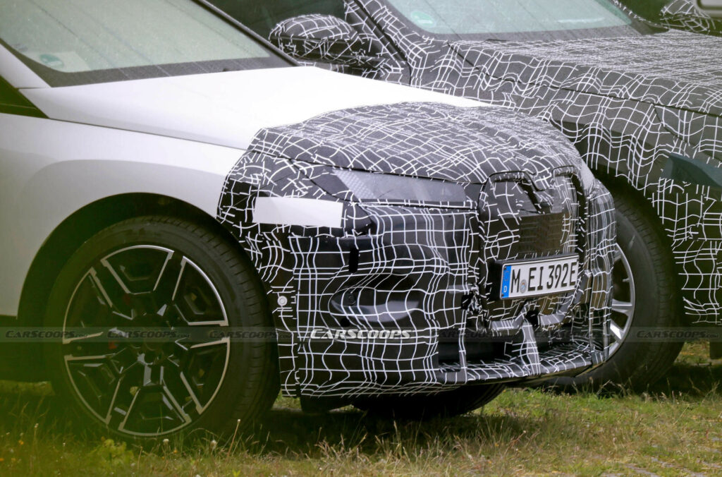 El lavado de cara del BMW iX será más potente pero no más bonito