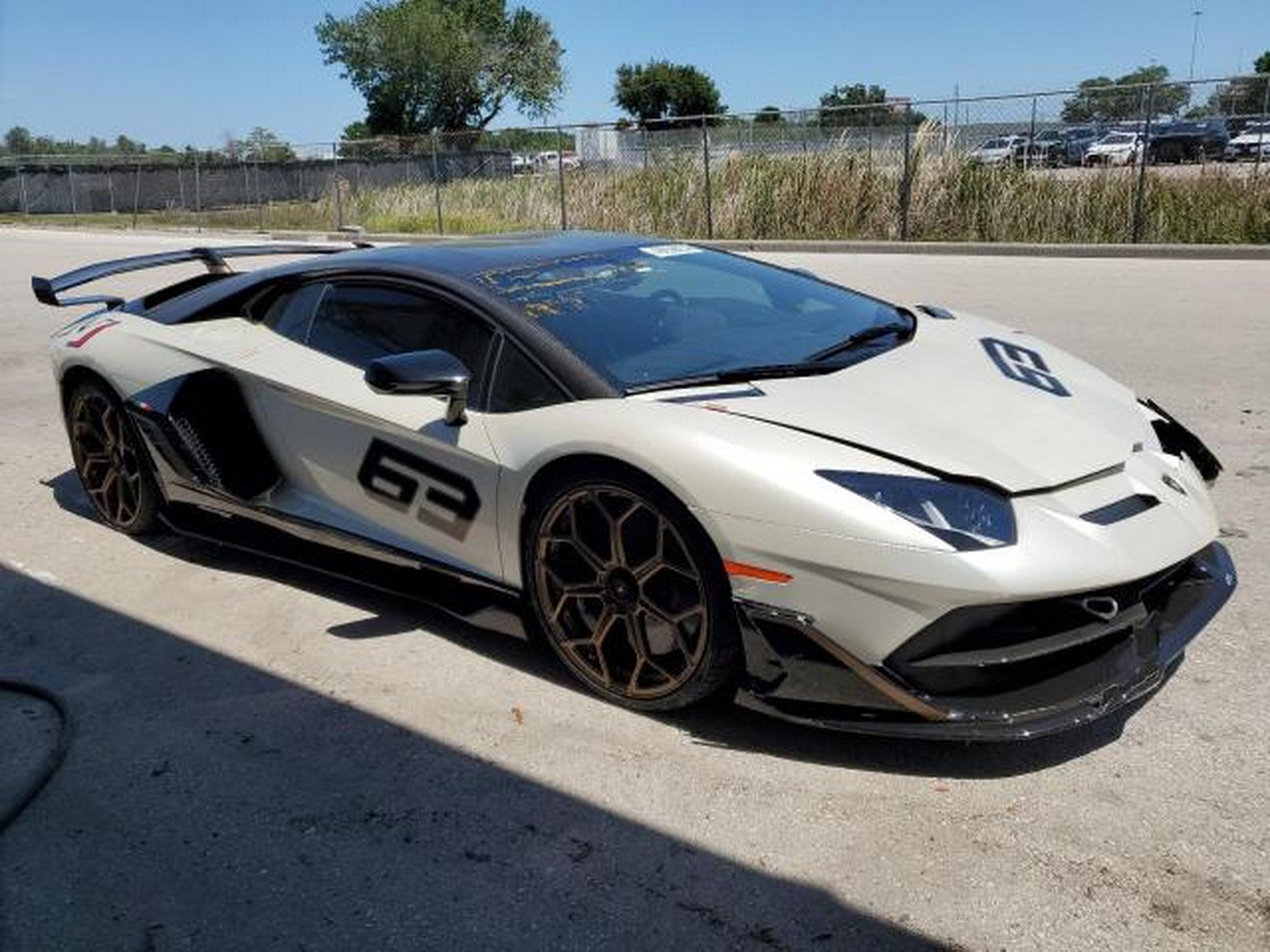 Do You Dare Rescue This Damaged 2020 Lamborghini Aventador SVJ? | Carscoops