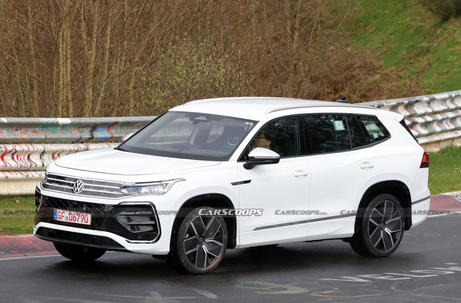 America’s 2025 VW Tiguan Takes Its RLine For Some ’RingTime Carscoops