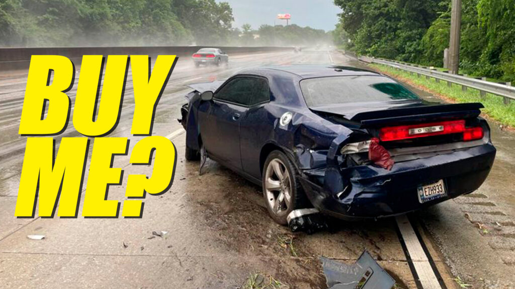  Freshly Crashed 2014 Dodge Challenger R/T Will Cost You $3,000