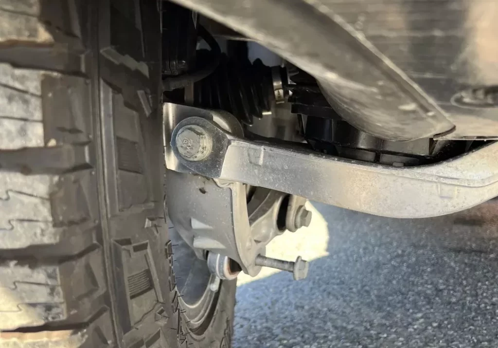  Rivian R1T Owners Report Wheels Falling Off After Service