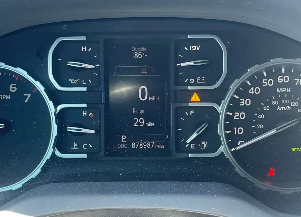  2019 Toyota Tundra Driver Clocks An Insane 879,000 Miles In Six Years!