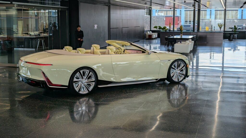  Cadillac Sollei Concept Is The Four-Seat Ultra-Luxury Convertible Of Our Dreams