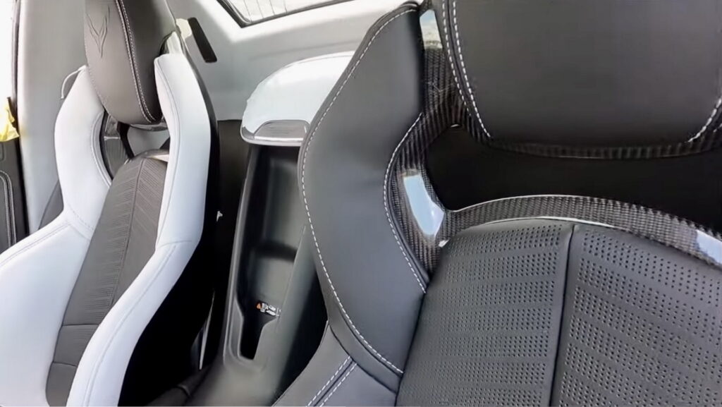  Chevy Delivers New Corvette With Mismatched Seats